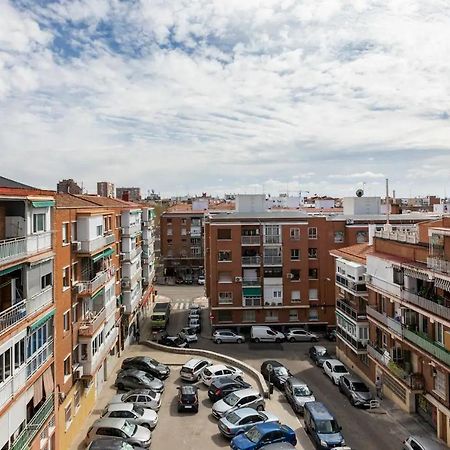 Linda estancia entre el centro y el aeropuerto Apartamento Madrid Exterior foto